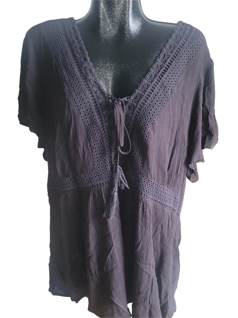 Torrid Black Short Flutter Sleeve Lace-Trim V-Neck Babydoll Top Size 3